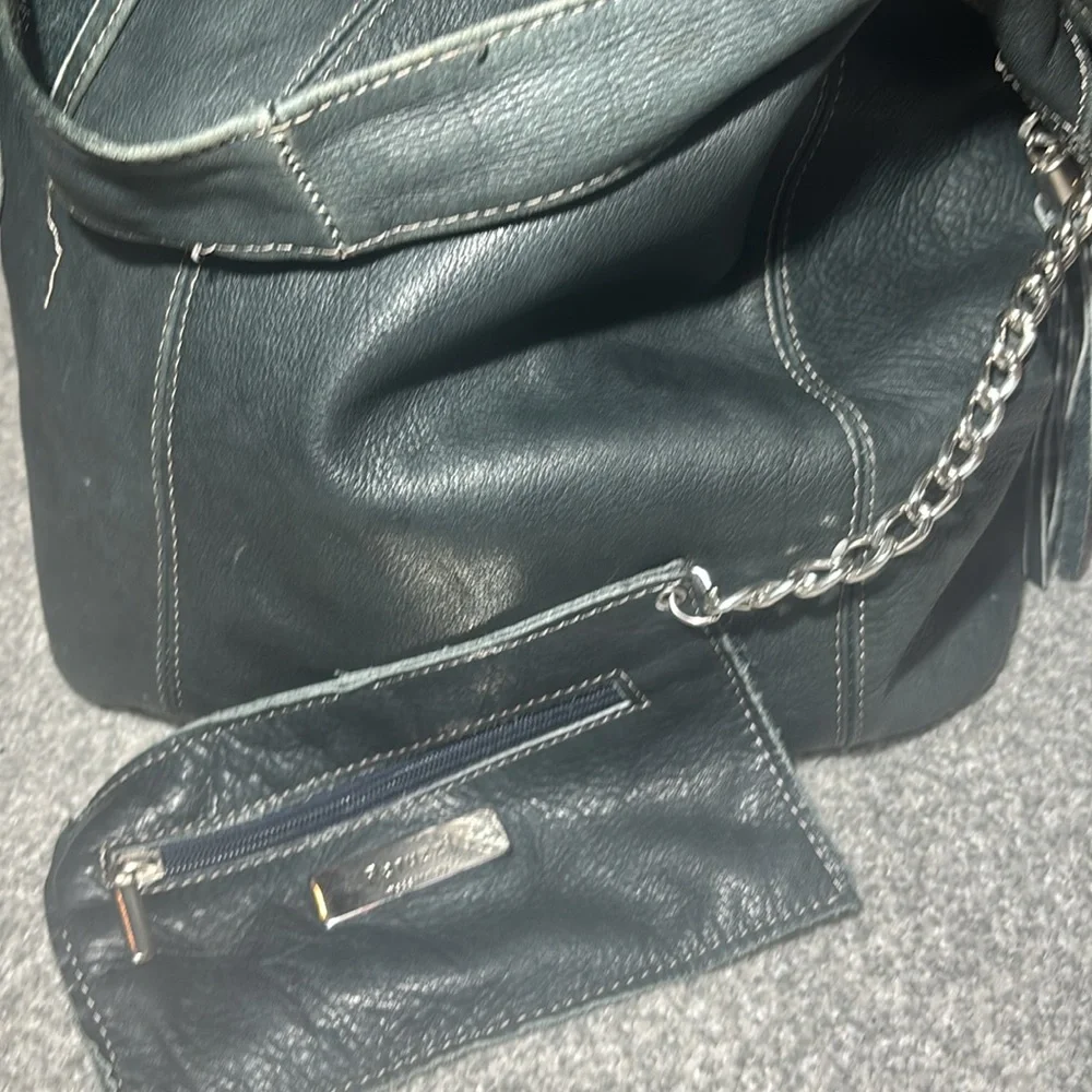Peruzzi Italian Leather Women's bucket bag dark green creamy soft leather purse